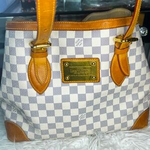 LOUIS VUITTON
Damier Azur Canvas Hampstead MM